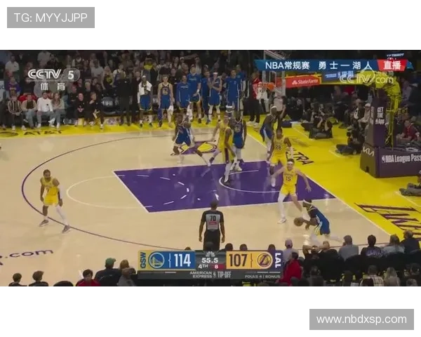 库里压哨超远三分绝杀全场引爆激情勇士惊险取胜送上完美晚安